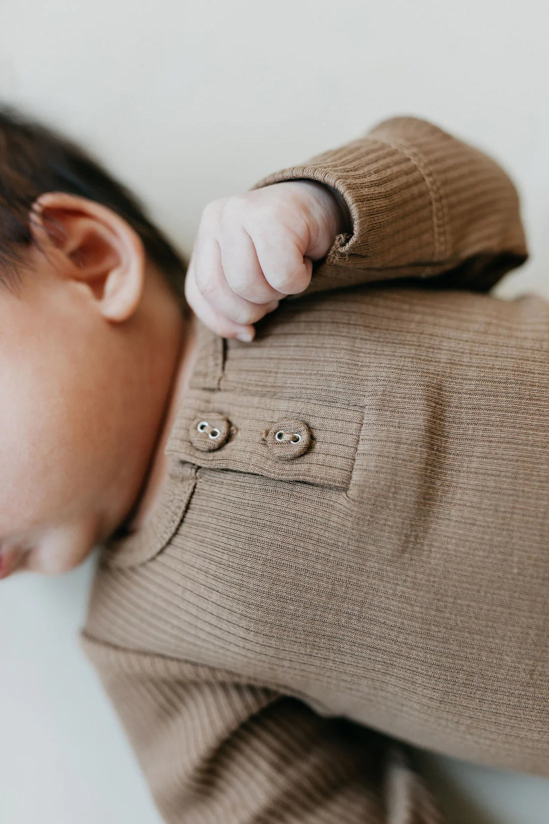 Organic Cotton Modal Long Sleeve Bodysuit - Creme Caramel